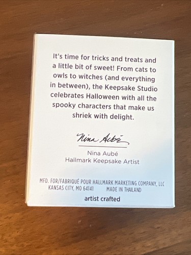 HALLMARK 2021 CARAMEL APPLE CUTIE MINIATURE HALLOWEEN ORNAMENT - Picture 2 of 3
