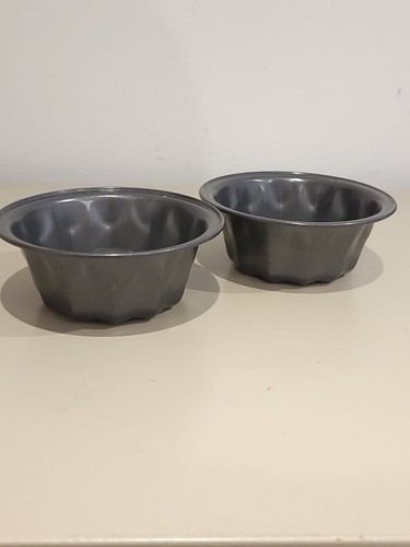 4 Zoll Antihaft Mini Bundt Kuchenform, 2er Set zum Backen, Kohlenstoffstahl geriffelt Ca - Bild 2 von 3