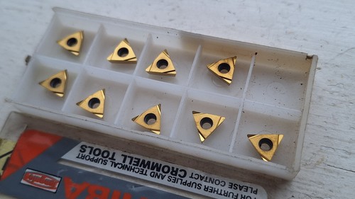 9 Tungaloy Hartmetalleinsätze TPGT110304 L-W15 GH110 ( TPGT TPMT 110304 Jetbar - Bild 1 von 2