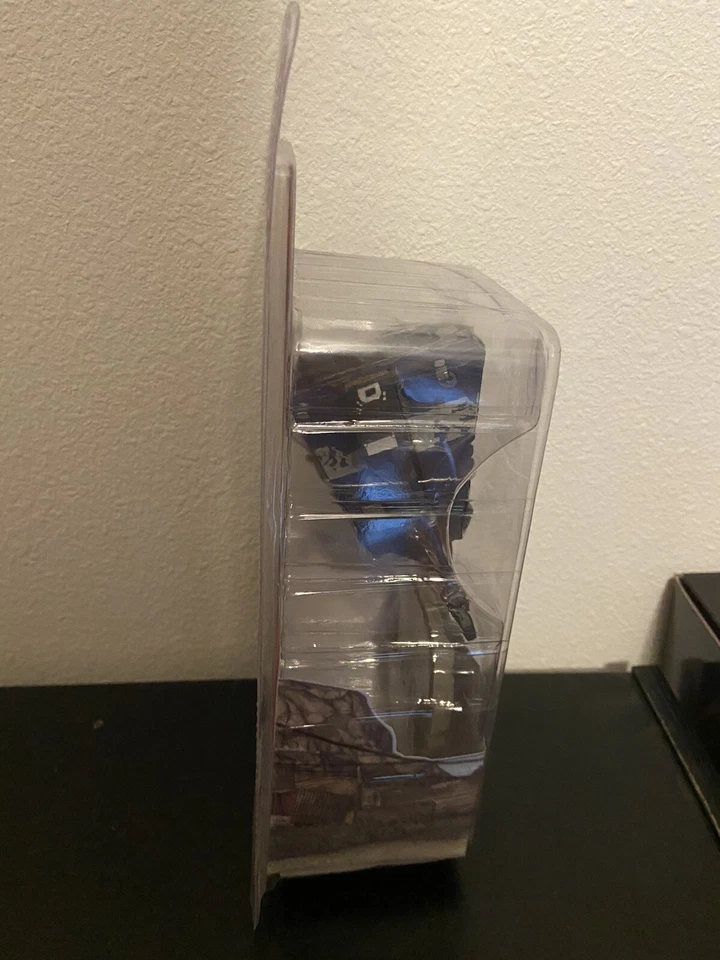 Boneco NECA Borderlands Claptrap (CL4P-TP) Modelo: BLU14 - Imagem 3 de 4