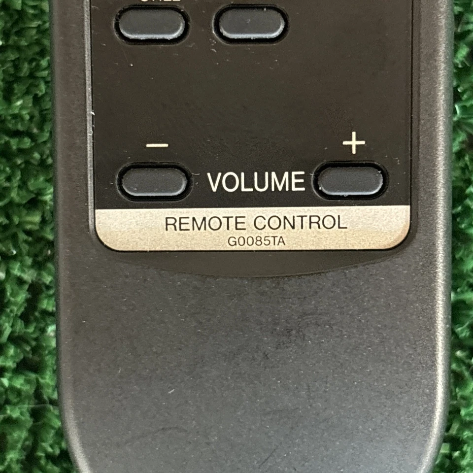 SHARP CAMCORDER G0085TA REMOTE CONTROL  Tested - Image 2 of 4