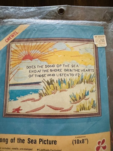 Vintage 1976 Neu im Karton LeeWards Crewel Kit Song of the Sea Sonne Strand Sand 10x8 - Bild 2 von 3
