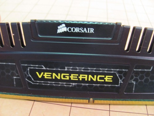 Corsair Vengeance 12GB (2x6GB) Desktop Memory CMZ6GX3M3A1600C9 - Picture 6 of 10