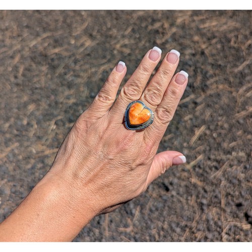 Navajo Orange Spiny Oyster Heart Ring Handmade Native Am Jewelry Size 8.25US** - Picture 4 of 8