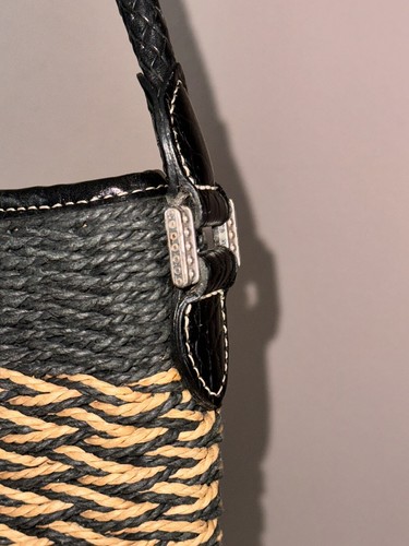 Brighton ""Sydney"" schwarz & hellbraun gewebte Stroh-Schultertasche mit Lederbesatz EUC - Bild 7 von 24