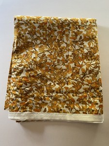 1-YARD-SHADES-OF-THE-SEASON-FALL-LEAVES-DESIGN-FROM-ROBERT-KAUFMAN