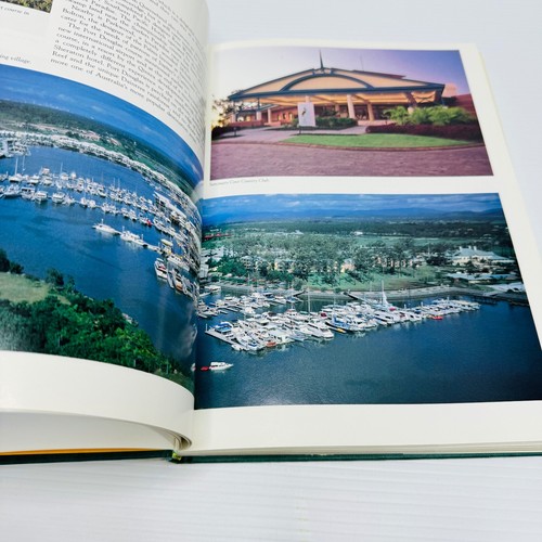 Discover Australia's Golf Courses By Tom Ramsey Hardcover Book Vintage 1990 - Picture 18 of 19