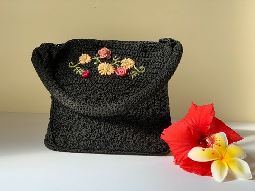 Vintage Crocheted Small Black Purse with Embroidered Flowers All Ages - Picture 9 of 9