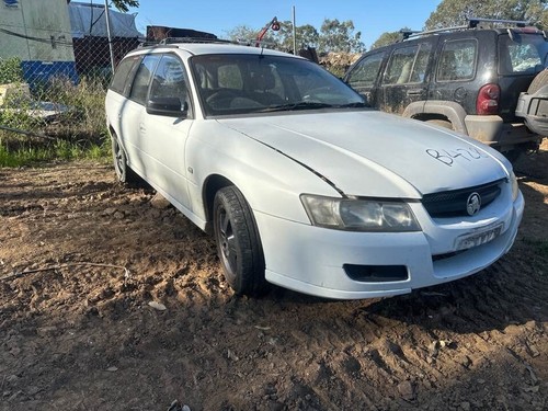 2006 Holden Vz Commodore Roof Racks #B428 - Picture 4 of 12