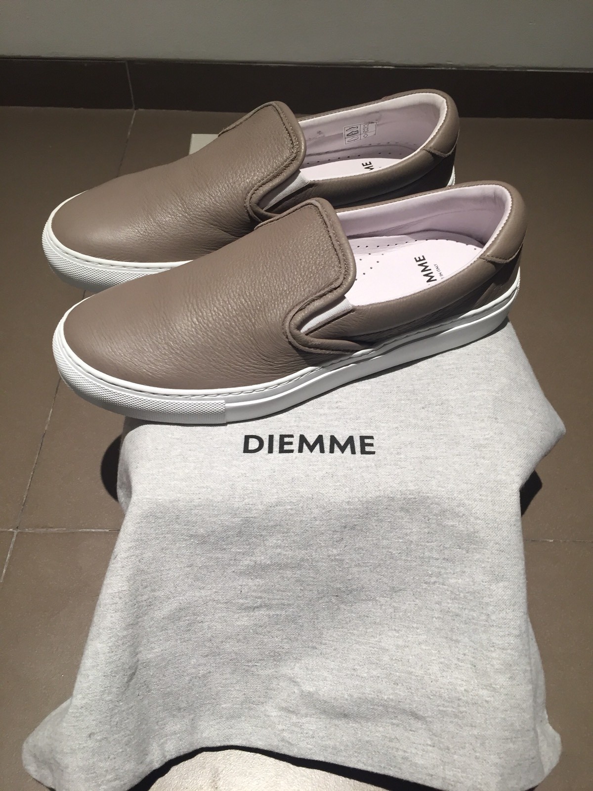 Scarpe casual da uomo DIEMME GARDA Slip On EU42/UK8 NUOVO CON SCATOLA Scarpe casual da uomo EU42/UK8 DIEMME GARDA Slip On EU42/UK8 uomo NUOVO CON SCATOLA 04d939