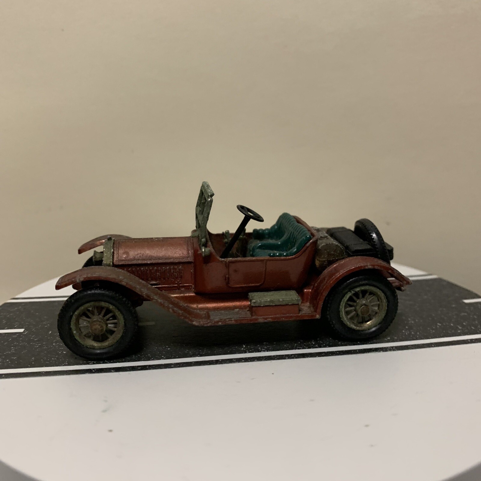 Picture 1 of 19