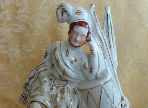LARGE ANTIQUE STAFFORDSHIRE FIGURINE - A SOLDIER'S DREAM 10.25" Gold Gilt - Picture 2 of 8