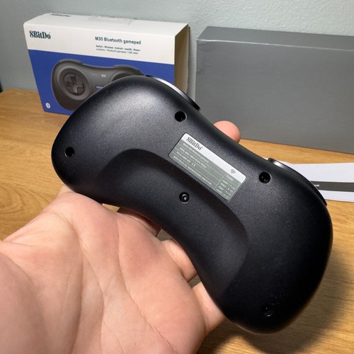 8BITDO M30 BLUETOOTH GAMEPAD COMPLETE IN BOX CIB w/ USB for SWITCH STEAM MACOS - Picture 4 of 7