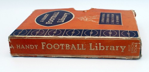 1949 A Handy Football Library Four Hardcover Books in Slipcase by Louis R Oshins - Foto 6 di 6
