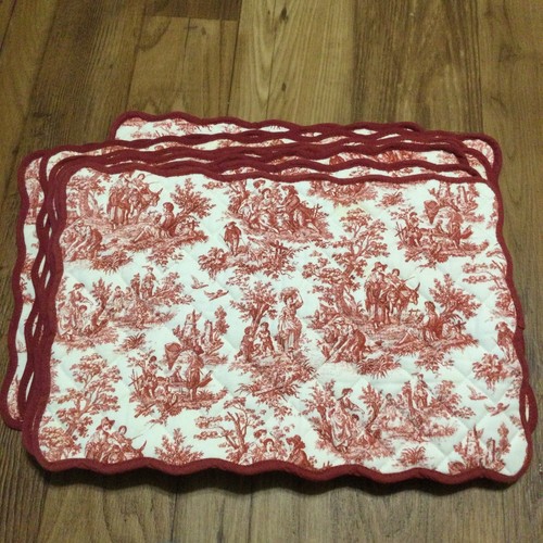 Waverly RED TOILE COUNTRY LIFE Set Tovagliette Tovaglioli Trapuntati Runner da Tavolo - Foto 7 di 10