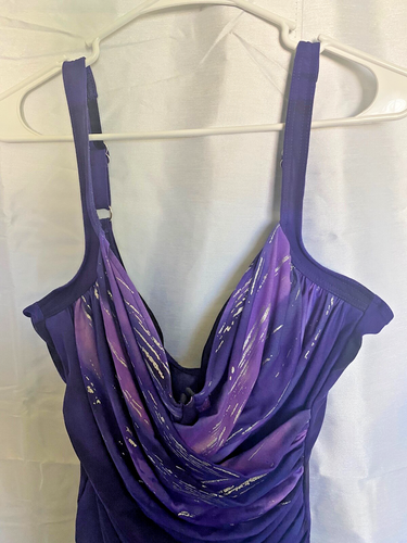 Womans Miraclesuit One Piece Swimsuit 18 Purple Beach Vacation Resortwear - Picture 2 of 4