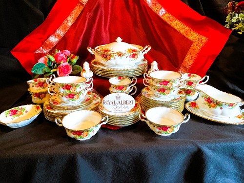 Royal Albert Old Country Roses Gravy Boat & Stand/plate 1st quality England B90 - Picture 7 of 14