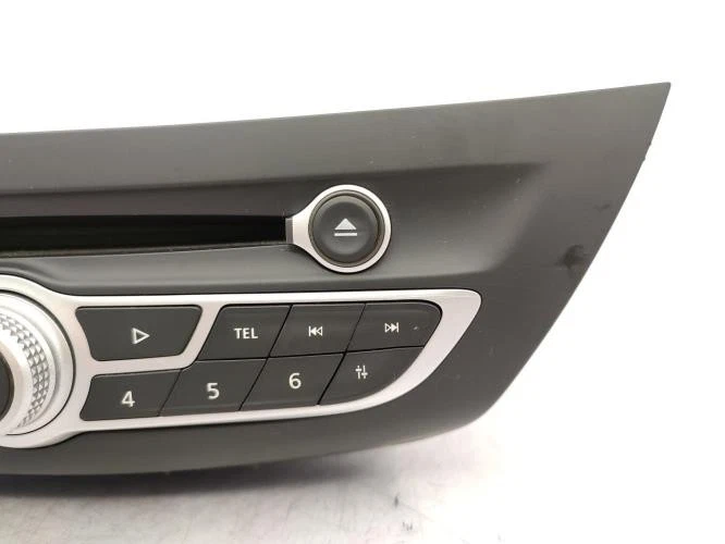 Autorradio original RENAULT LAGUNA 3 PHASE 1 281152237R - Imagen 4 de 4