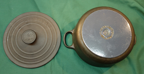 Wunderschöner Gusseisentopf LE CREUSET 18cm, anthazit, mit Deckel - Bild 6 von 8