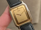 1984 SEIKO Dolce 9520-5140 Gold Dial Quartz Men's Watch Vintage 25mm