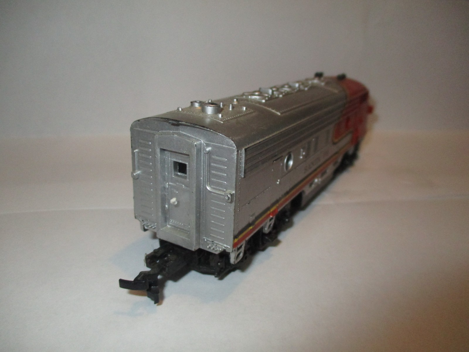 Picture 4 of 5