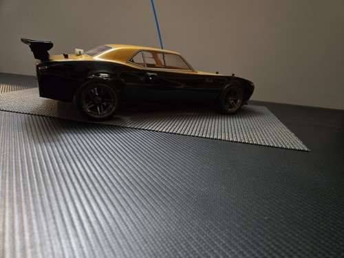 Traxxas Nitro 4Tec 3.3 Roller 1968 Chevy Camaro Yellow & Black Freshly Restored. - Picture 6 of 23