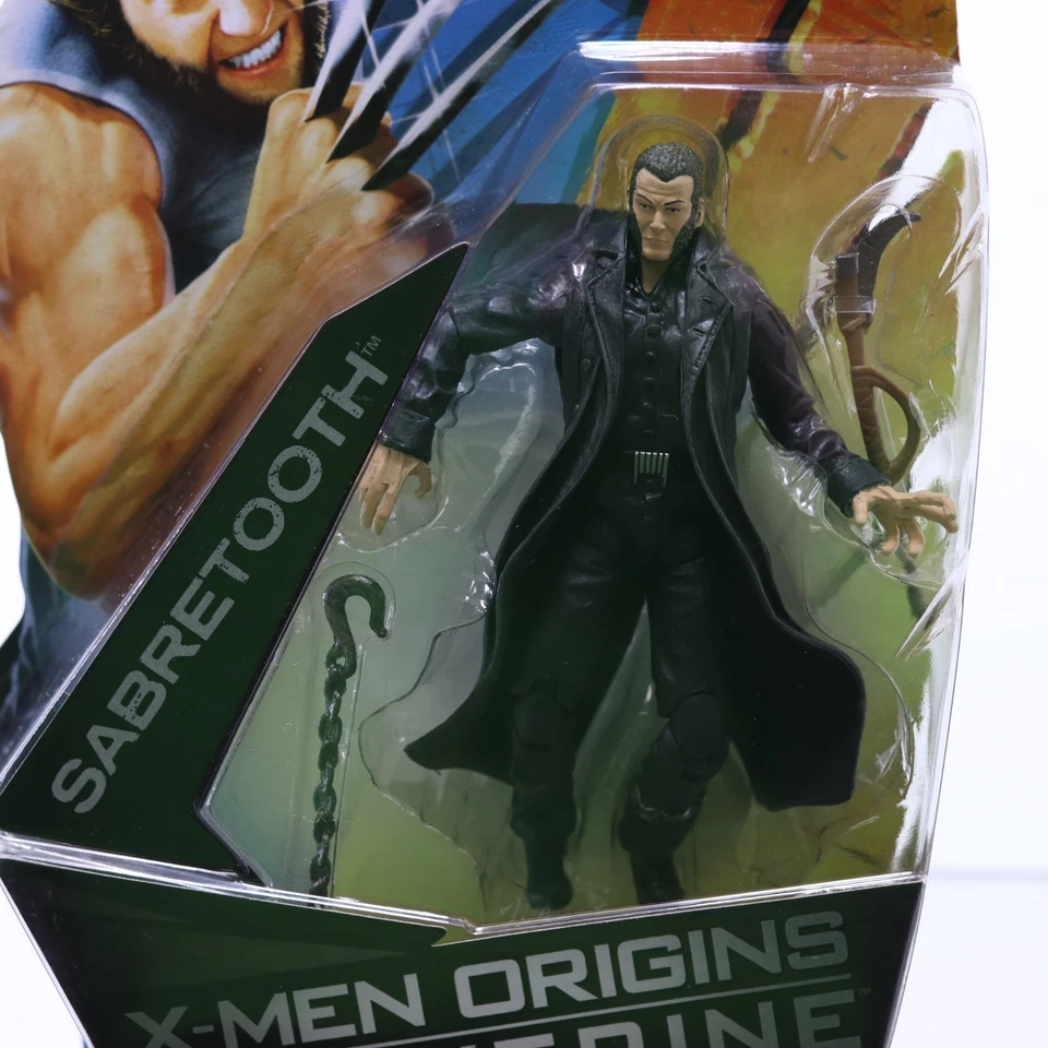 Marvel Universe X 战警起源:金刚狼剑齿风衣 4 英寸图全新带包装 — 第 2/4 张图片