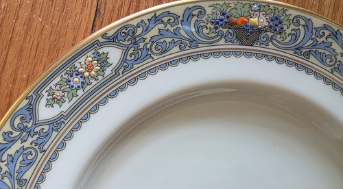 LENOX ~ GOLD STAMP ~ AUTUMN DINNER PLATES ~ SET/4 ~ 24kt. TRIM/IVORY BONE CHINA - Picture 4 of 7