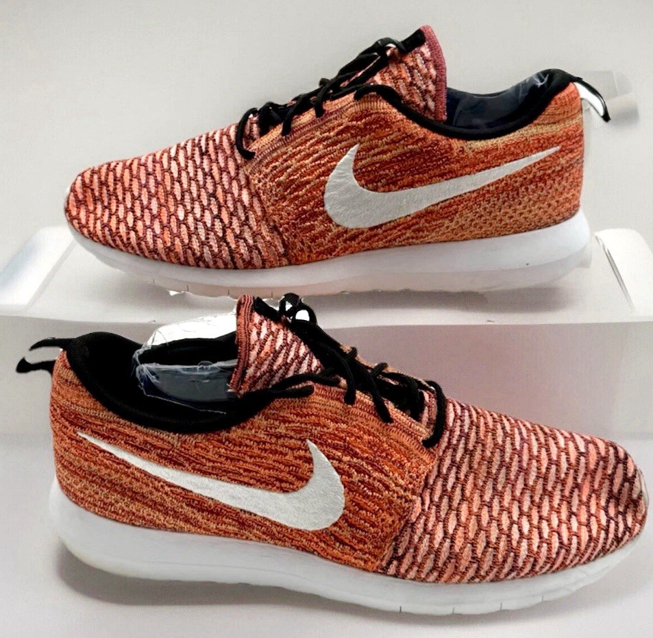 Mens Size 10.5 Nike Flyknit Roshe Run Collection Free Shipping