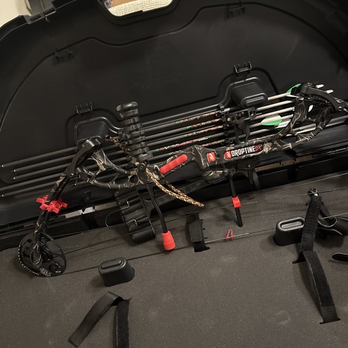 PSE ARCHERY STINGER (AM1027835) Mint With Case