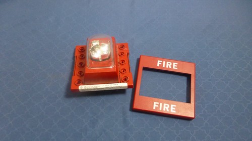 Siemens U-MCS Fire Alarm Strobe Wall Mount Red - Picture 5 of 5