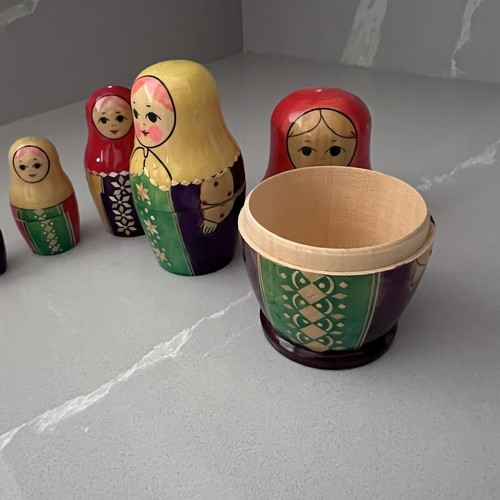 Vintage Wooden Russian Nesting Dolls Babushka Hand Painted Set of 7 11-5-90 - Picture 4 of 4