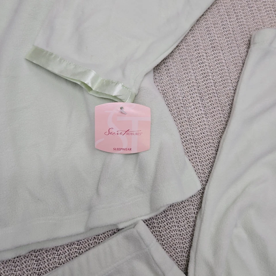 Conjunto de pijama Secret Treasures para mujer grande verde polar top pantalones bordados nuevo Foto 4 de 4