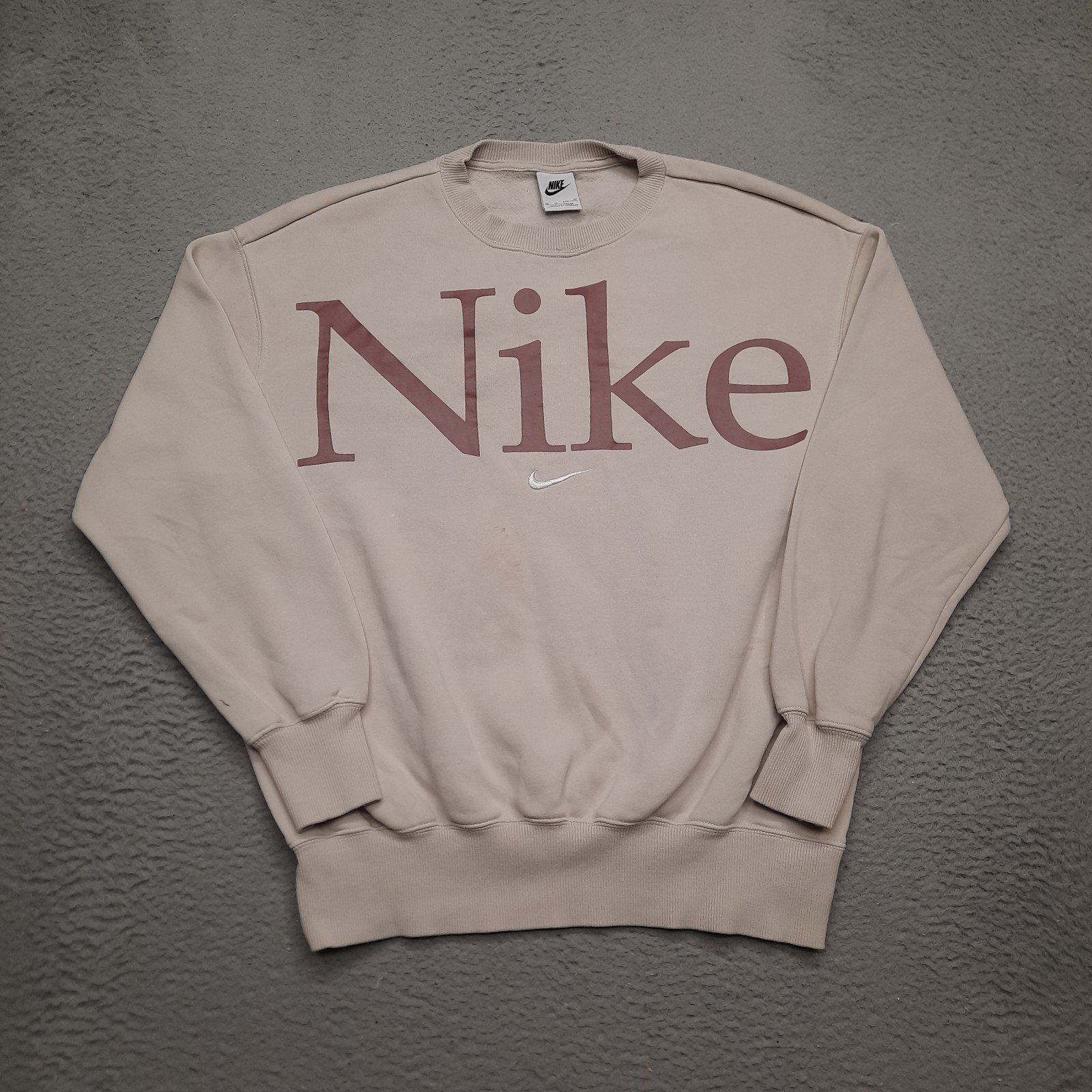 Picture 1 of 10