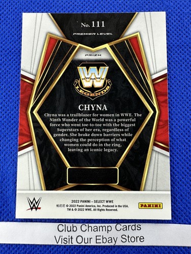2022 #111 Chyna Panini Select WWE Premier Level Legend Silver Prizm - Imagen 2 de 2