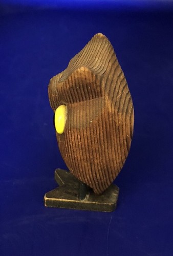 VTG 70’s MCM Mini Miniature Wooden Carved Owl Folk Art 2” Tall Yellow Eyes - Picture 5 of 6