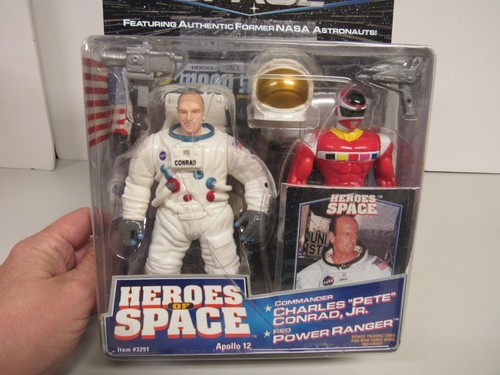 Ban Dai Saban's Power Rangers In Space Red Power Ranger & Charles Conrad Jr. Fig - Picture 7 of 14