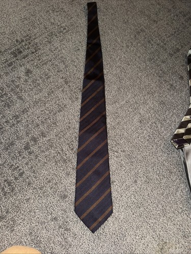 Corbata de cuello clásica a rayas de seda púrpura oscuro Luciano Barbera de diseñador para hombre - Imagen 3 de 8