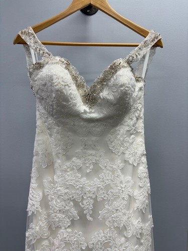 $1590 Ivory Silver Lace with beaded straps Wedding Dress Size 10 - Picture 2 of 9