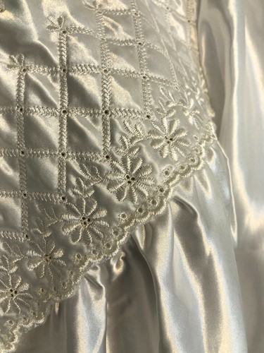 NEW vtg womens White Fleece Backed Satin Nightgown XS NWT Wedding Cottage Core - Picture 8 of 20