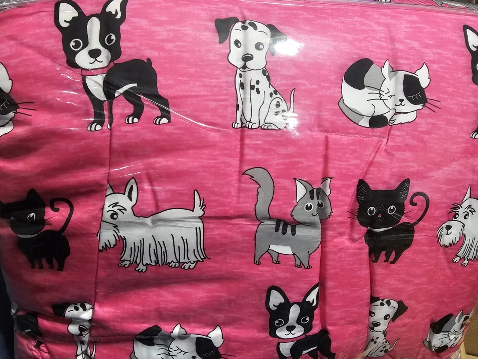 NEW Justice Queen Comforter Cats & Dogs 7 Pc Bedding Set Hot Pink Reversable - Image 3 of 3