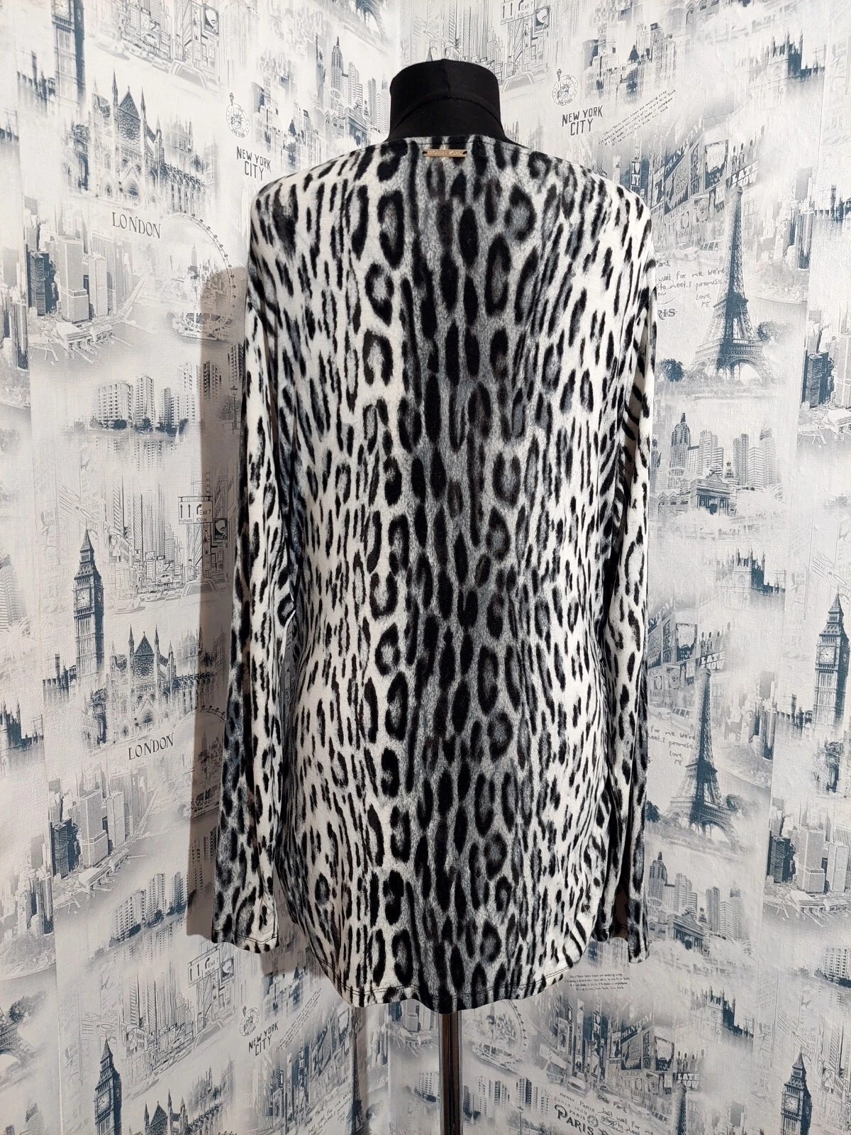 Tunica Michael Kors tg L bianca nera leopardata fantasia animalier manica lunga elasticizzata