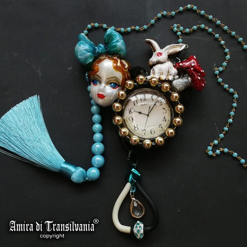 White Rabbit Alice in Wonderland Fairy Jewelry Pendant Doll Head Clock Tassel - Picture 6 of 24