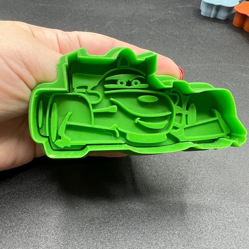 Williams Sonoma Disney Pixar Cars 2 Ausstechformen Presse und Stempel - Bild 5 von 8