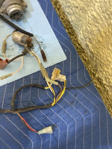 1982 Kawasaki Klt 250 Main Engine Wiring Harness Starter Motor 105 - Picture 16 of 19