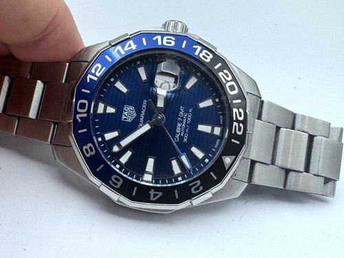 Tag Heuer Aquaracer 300M Automatik Kaliber 7 GMT schwarz blaue Lünette 43mm neuwertig - Bild 19 von 21