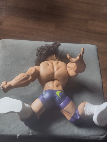 WWE-Ring Giants Figure 'Carlito'- 2005 Jakks Pacific- 14 inches Tall- good - Picture 17 of 24