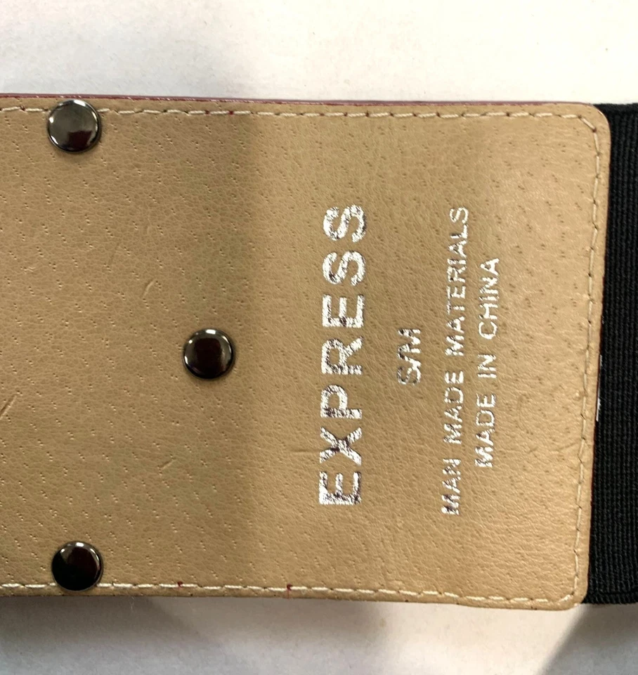 Cinturón elástico Express para mujer pequeño/mediano negro rojo estampado de serpiente 3 pulgadas de ancho Foto 3 de 4