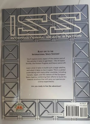 ISS: International Space Station book - Picture 2 of 2