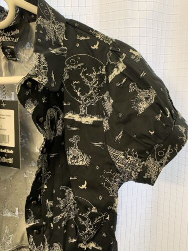 NWT Modcloth Collectif Halloween Top Shirt Spooky Toile Vintage Inspired M - Picture 2 of 5